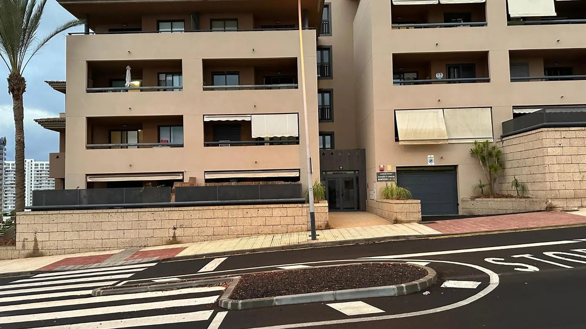 2 Bedroom With Parking, Wifi, Views & Heated Pool contacts